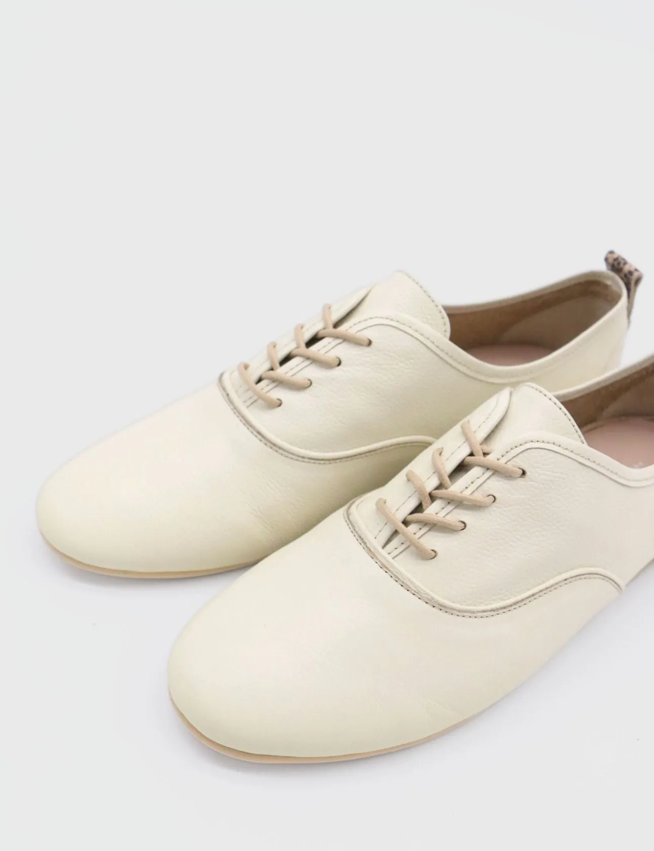 Maku oxford flats sneakers in off white leather womens shoes