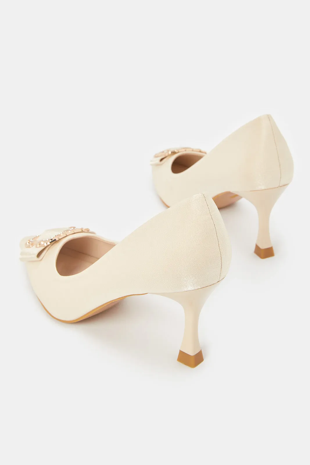 Women Ivory Court Shoe With Buckle Trim